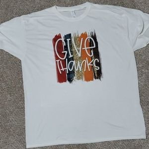Give thanks Short sleeve crew neck